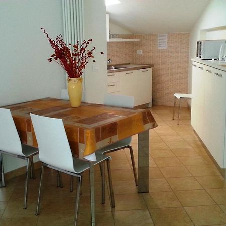 Appartamento Villa Elison Lazise Buitenkant foto