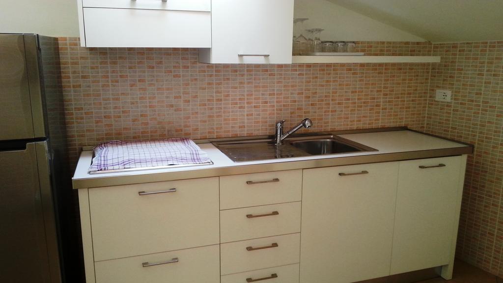 Appartamento Villa Elison Lazise Buitenkant foto