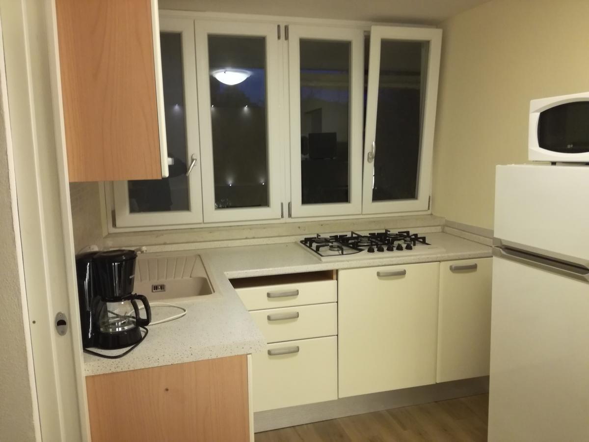 Appartamento Villa Elison Lazise Buitenkant foto
