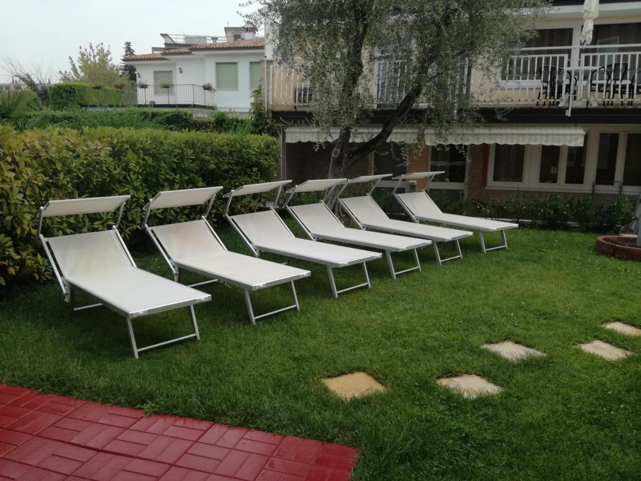 Appartamento Villa Elison Lazise Buitenkant foto