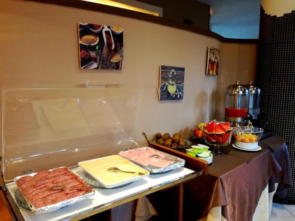 Appartamento Villa Elison Lazise Buitenkant foto