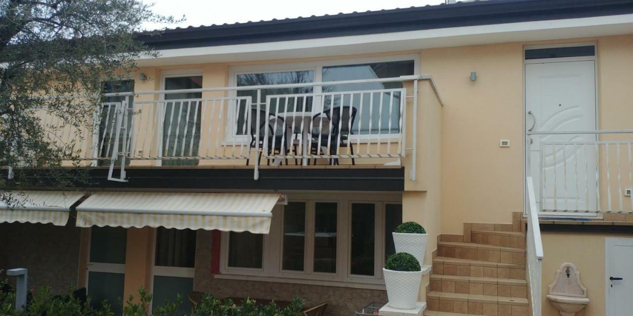 Appartamento Villa Elison Lazise Buitenkant foto
